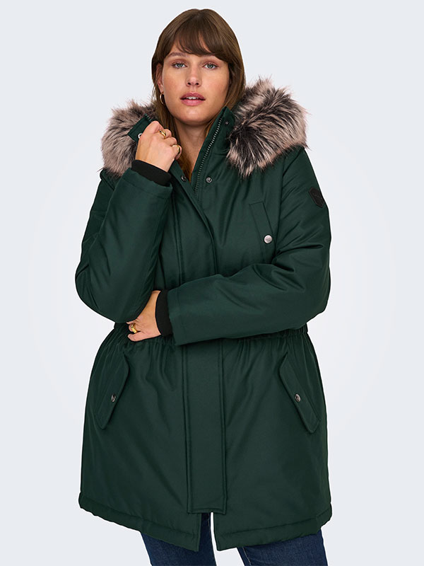 CARIRENA - Plus Size Jacka fra Only Carmakoma