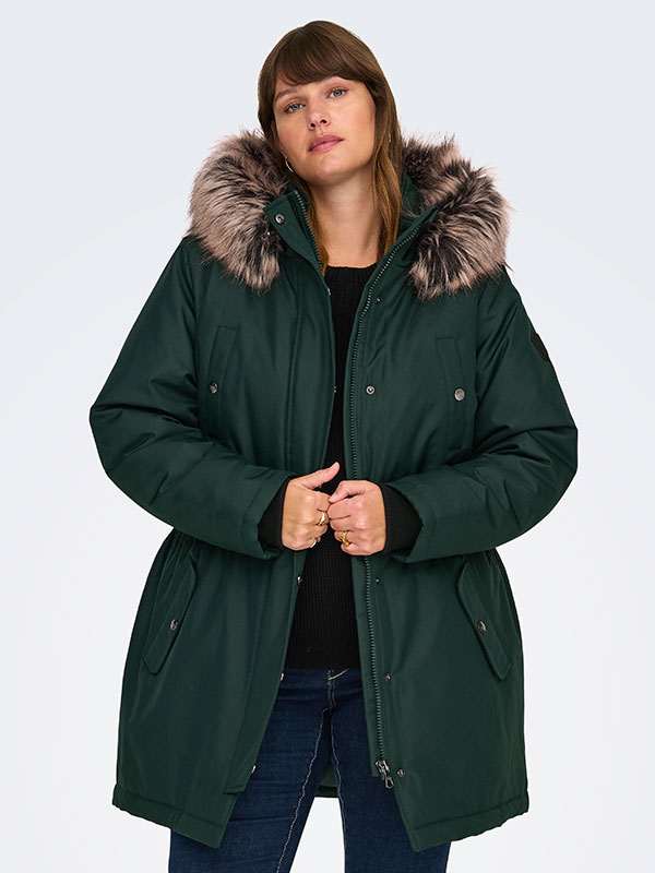 CARIRENA - Plus Size Jacka fra Only Carmakoma