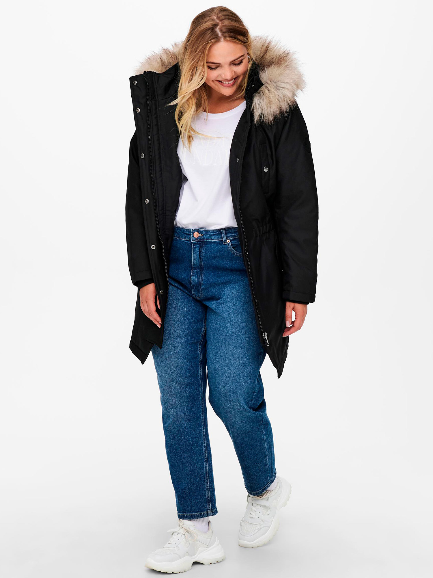 IRENA - Plus Size Jacka fra Only Carmakoma