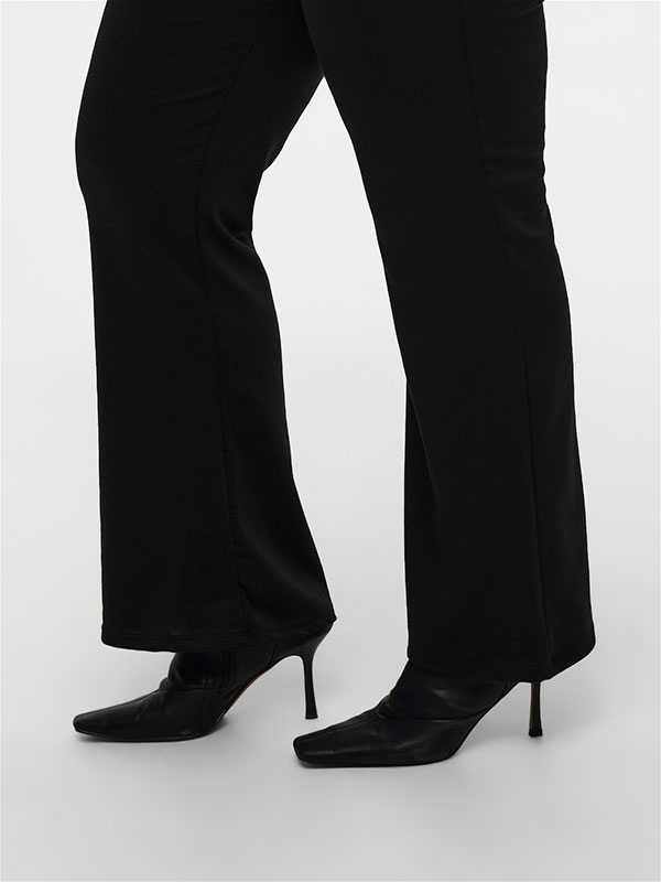 CARPEVER  - Plus Size Byxor fra Only Carmakoma