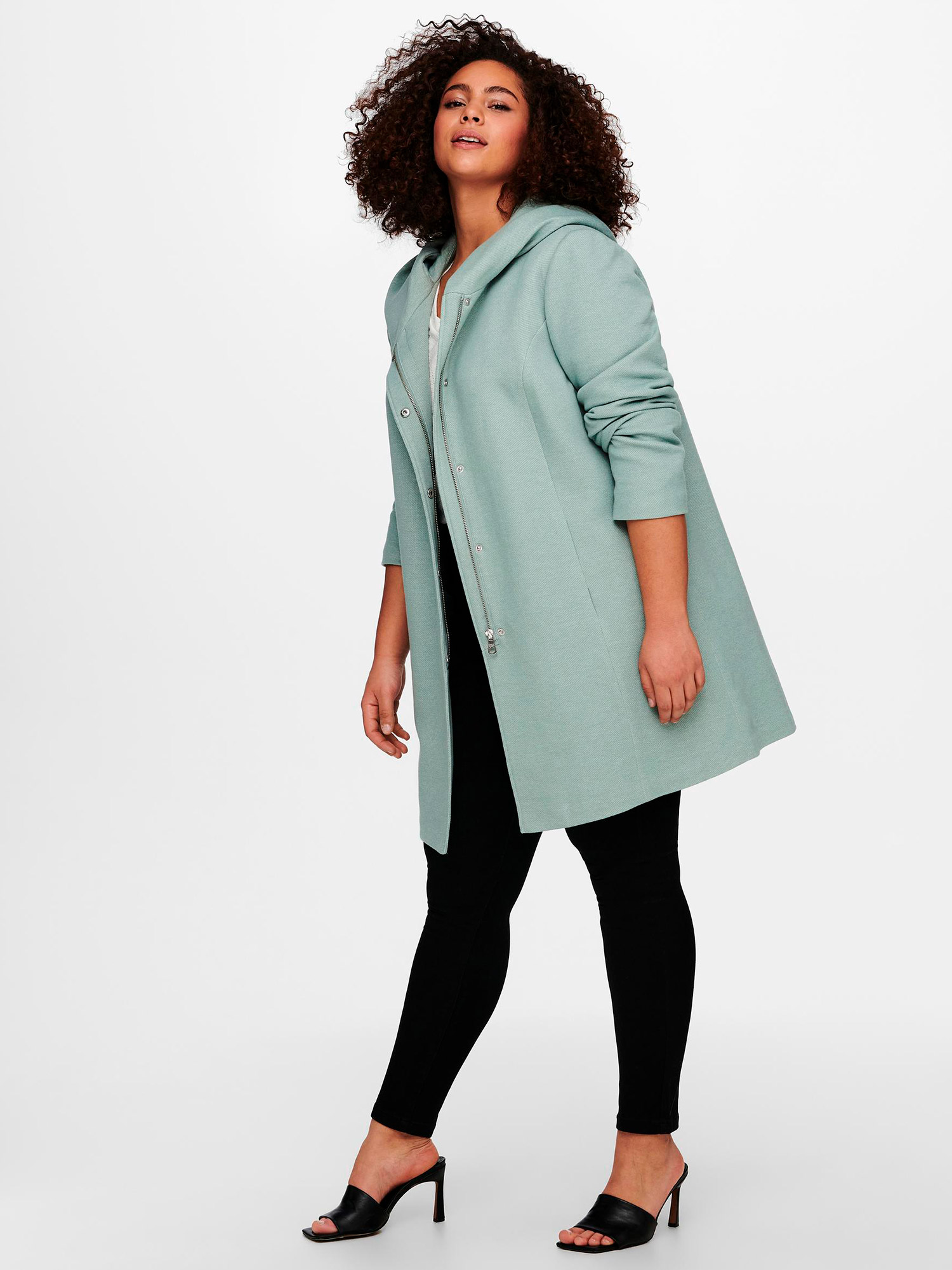 SEDONA  - Plus Size Jacka fra Only Carmakoma