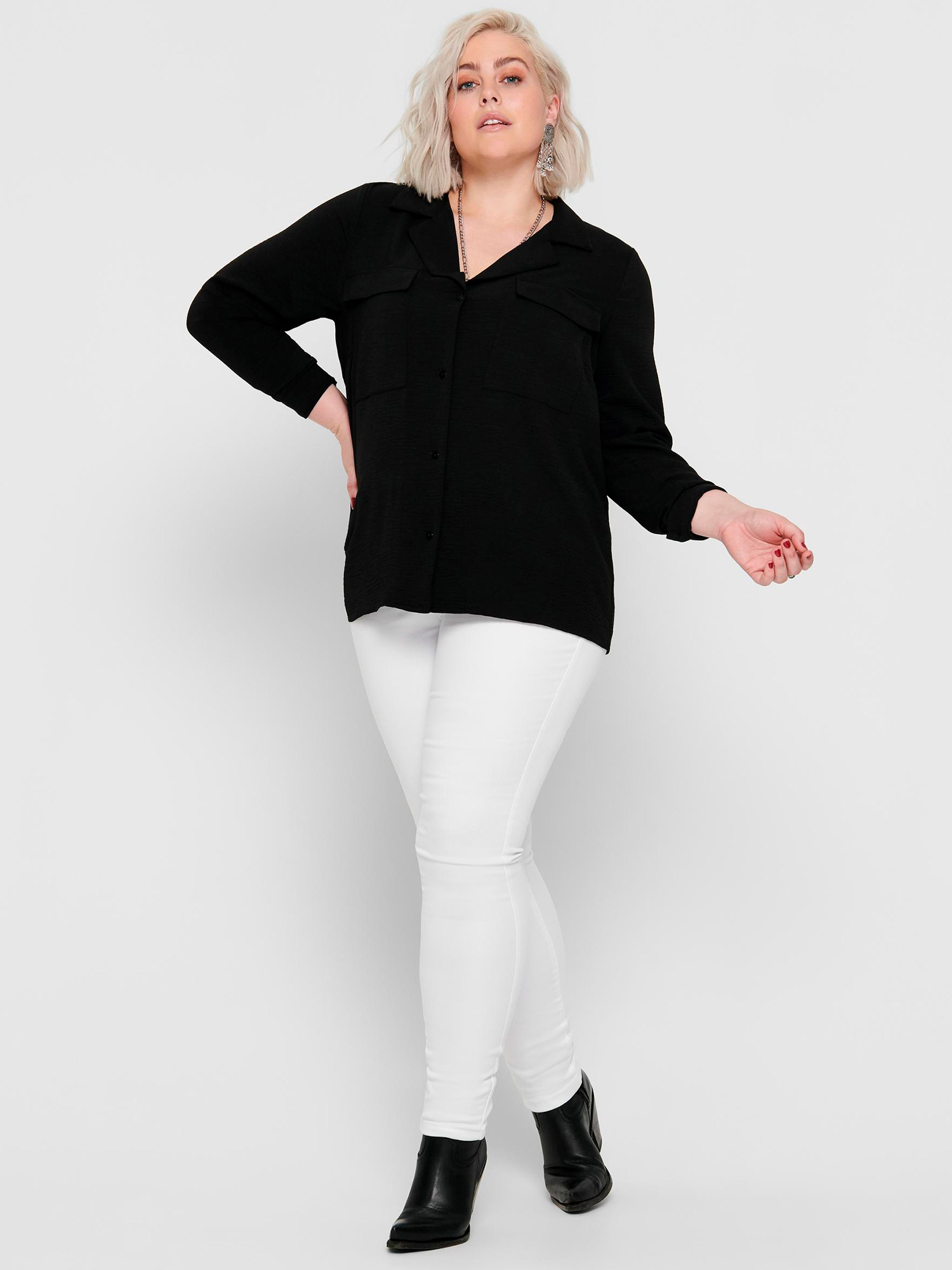 AUGUSTA  - Plus Size Jeans fra Only Carmakoma