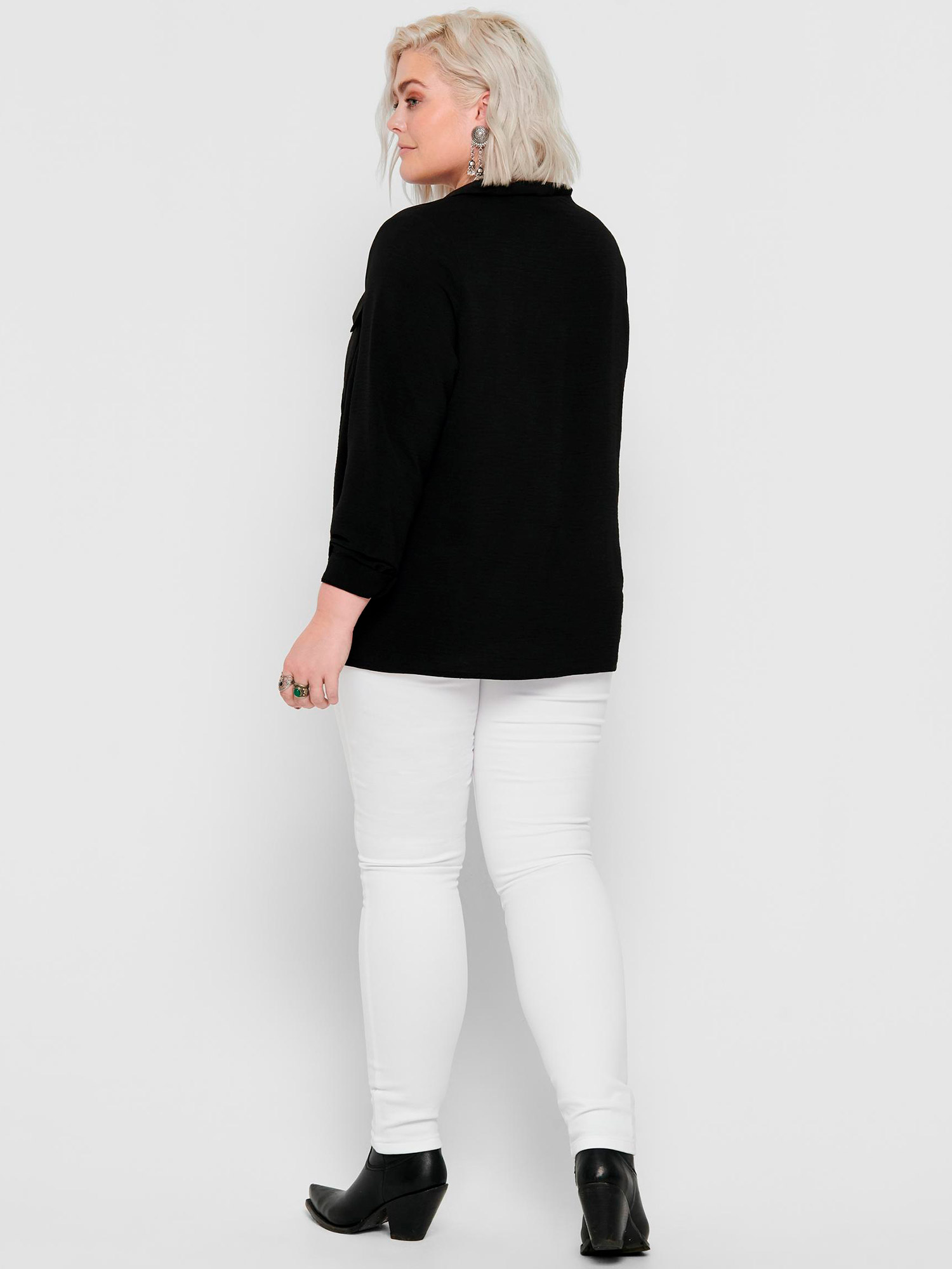 AUGUSTA  - Plus Size Jeans fra Only Carmakoma