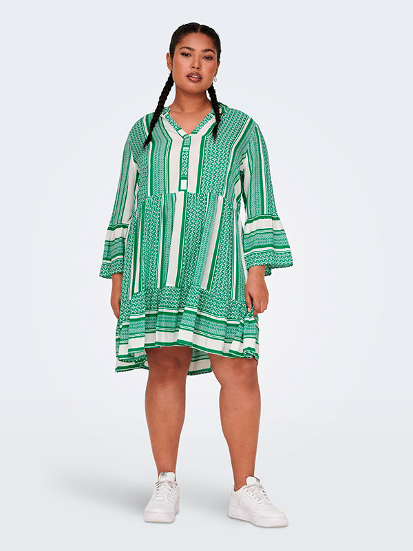 MARRAKESH - Söt viskosklänning i grönt och vitt mönster fra Only Carmakoma