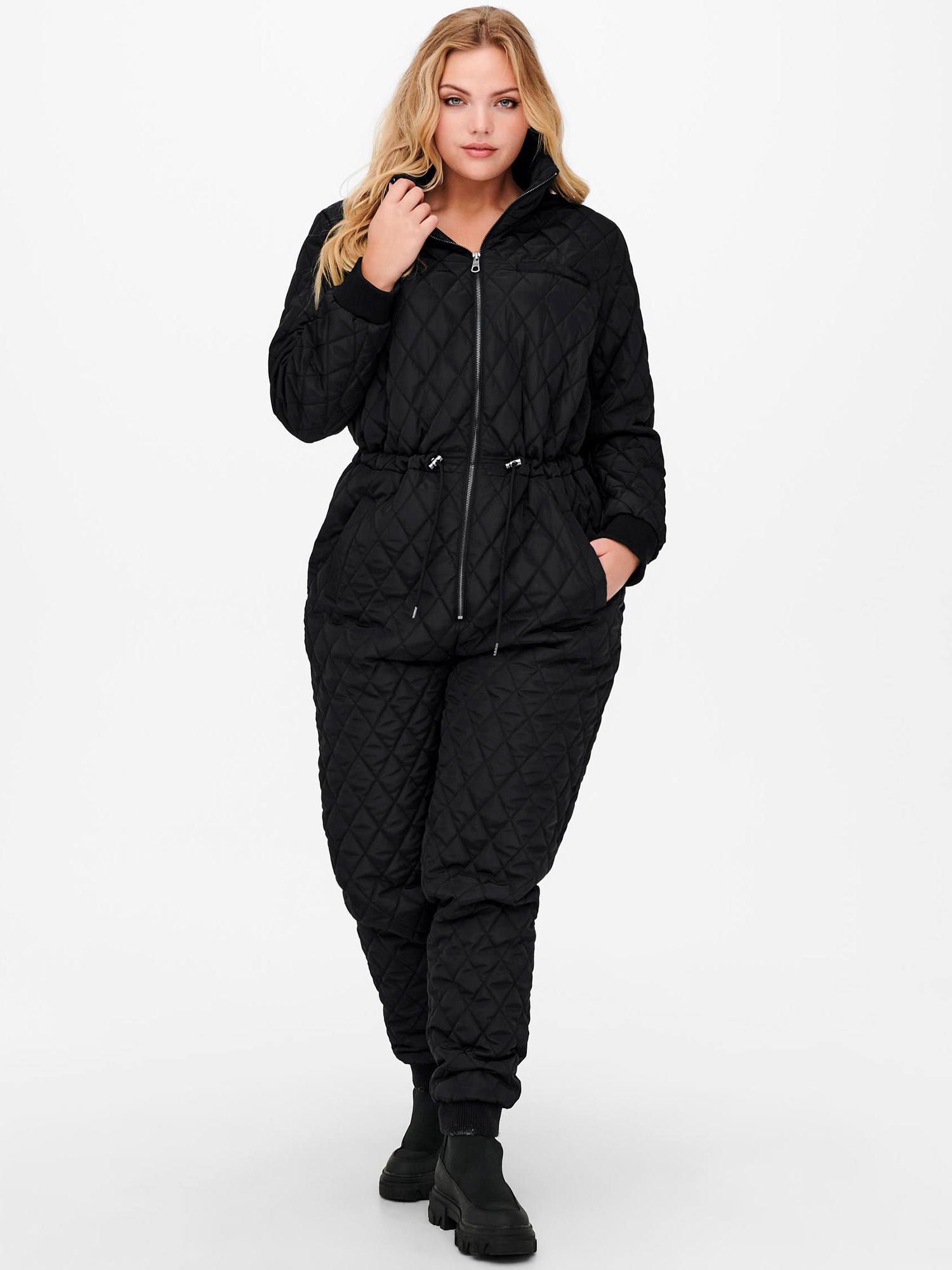 Car LAURA - svart termo jumpsuit fra Only Carmakoma