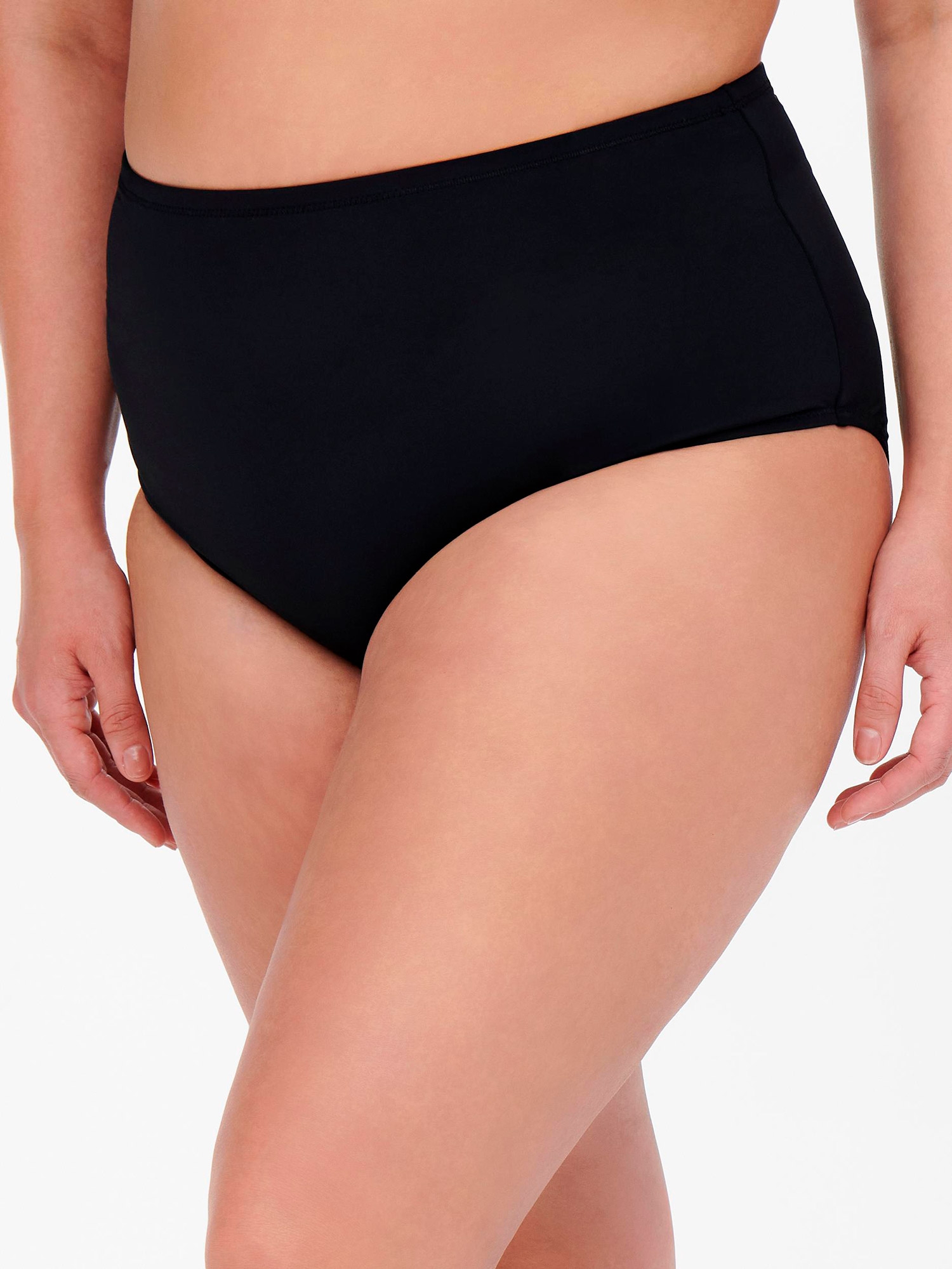 Bikinitrosa fra Only Carmakoma