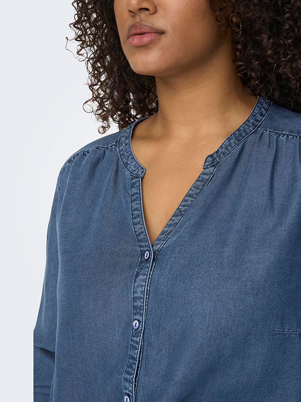 CARSEMA - Plus Size Skjorta fra Only Carmakoma
