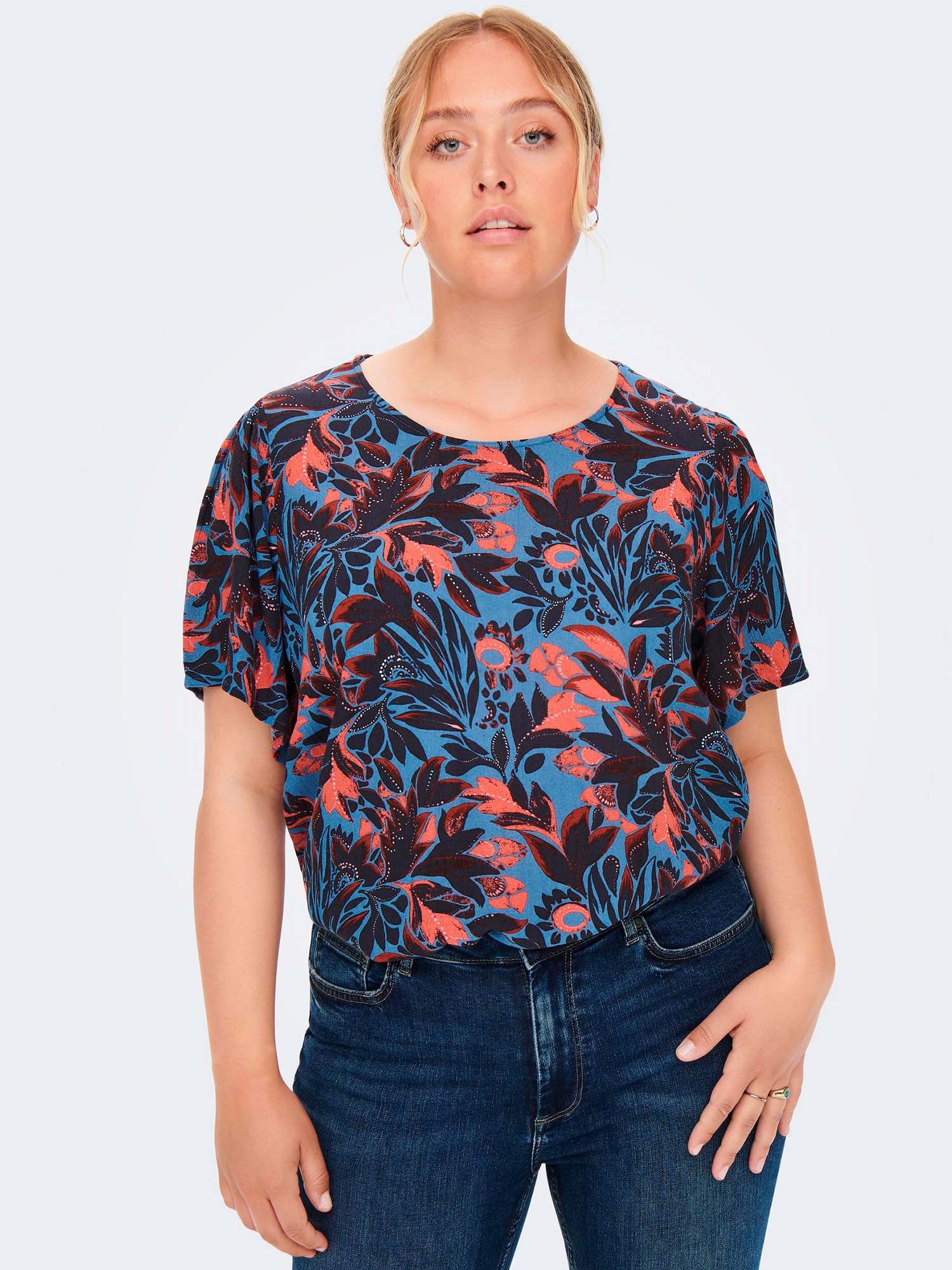 Blus fra Only Carmakoma