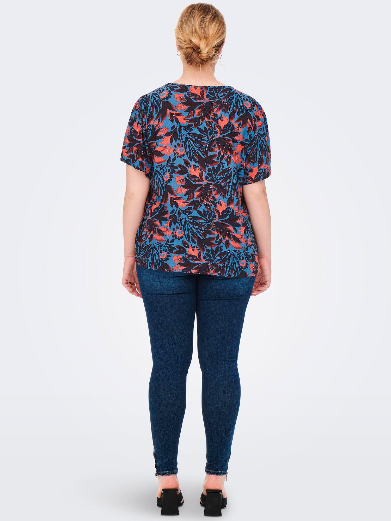 Blus fra Only Carmakoma