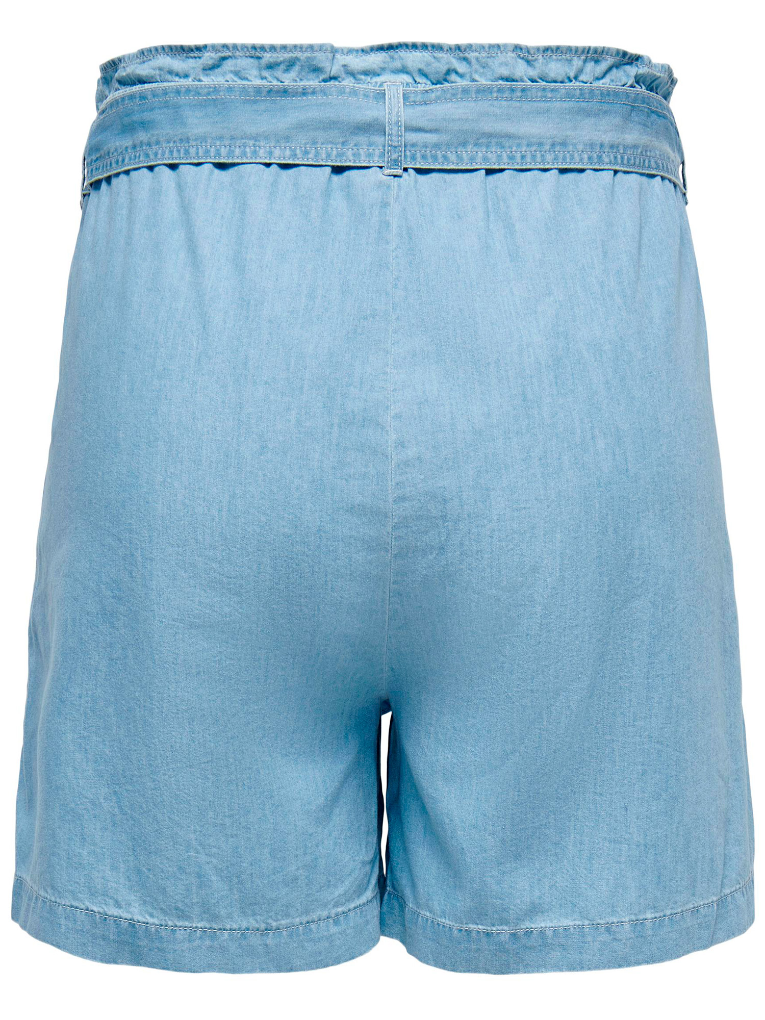 Carlea - Ljusblå shorts med volang och knytband fra Only Carmakoma
