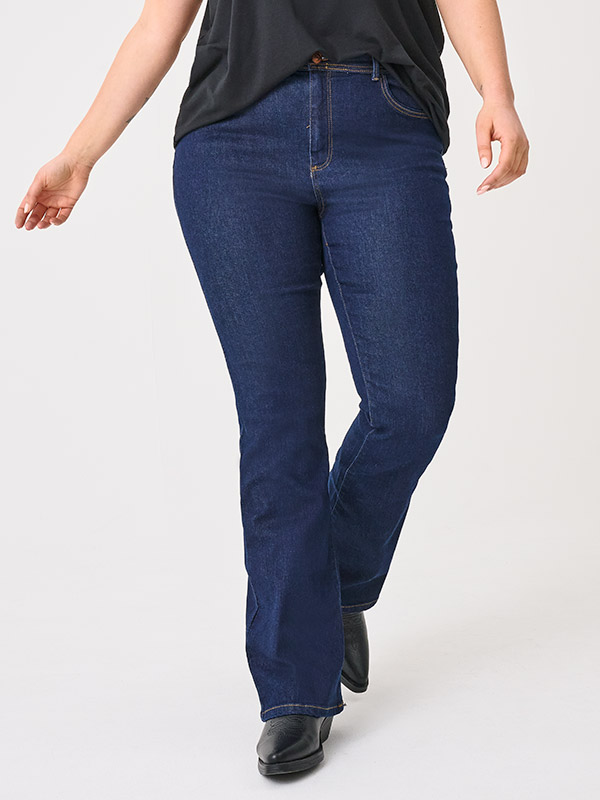 SALLY  - Plus Size Jeans fra Only Carmakoma