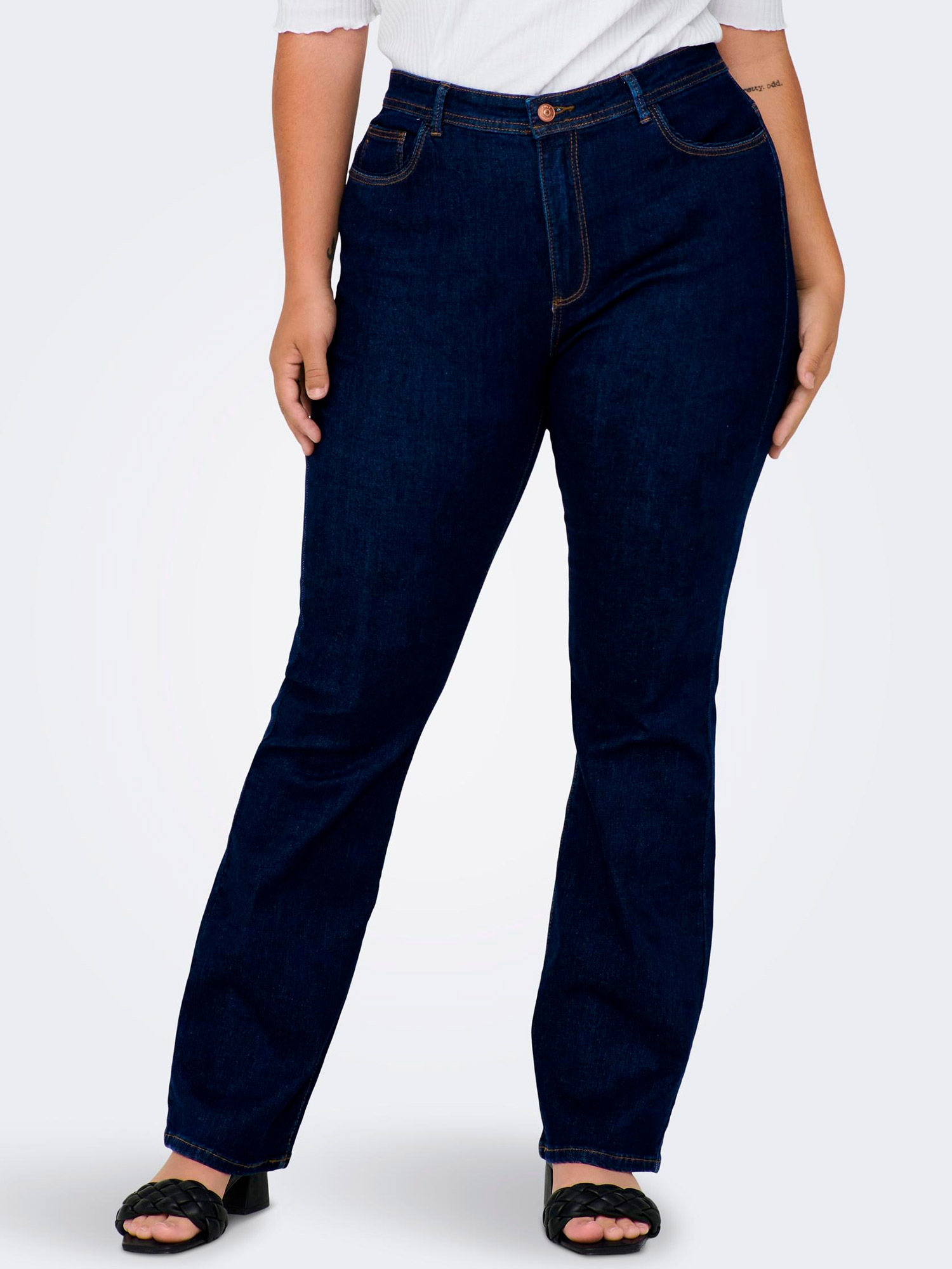SALLY  - Plus Size Jeans fra Only Carmakoma
