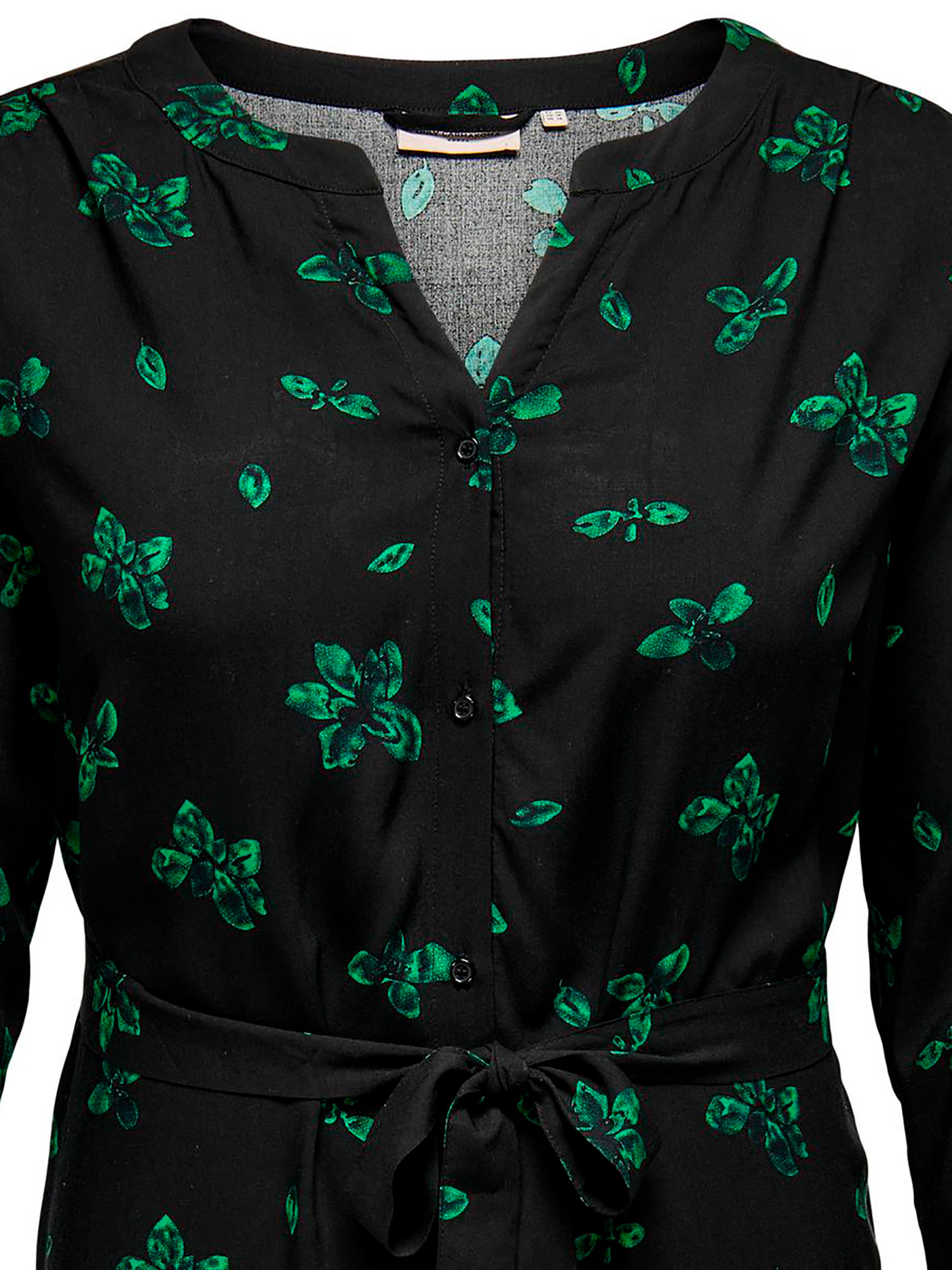 Car NOVA LOLLI - svart skjortklänning i viskos med grönt tryck fra Only Carmakoma