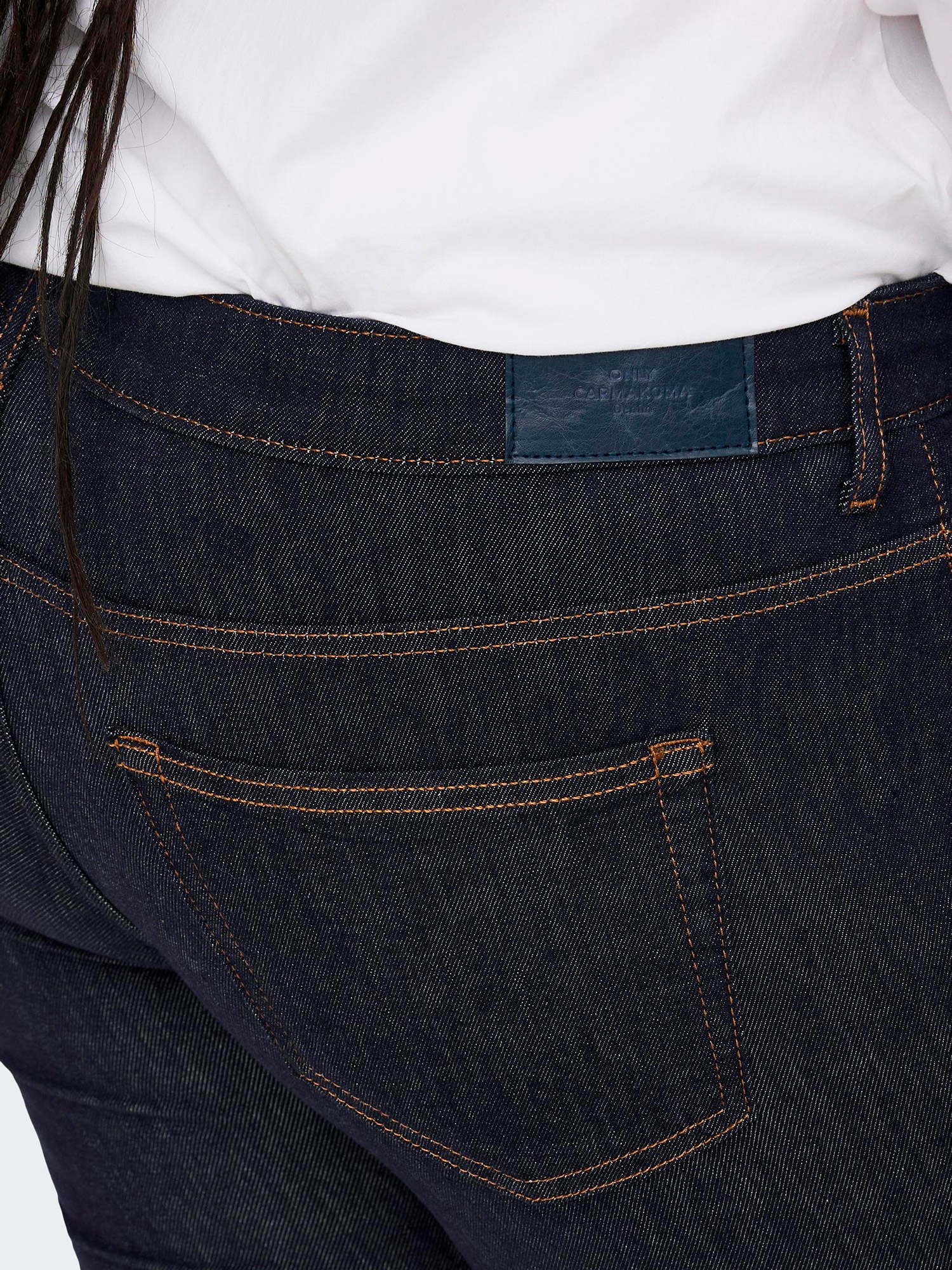 WILLY - Mörkblå jeans med stretch fra Only Carmakoma