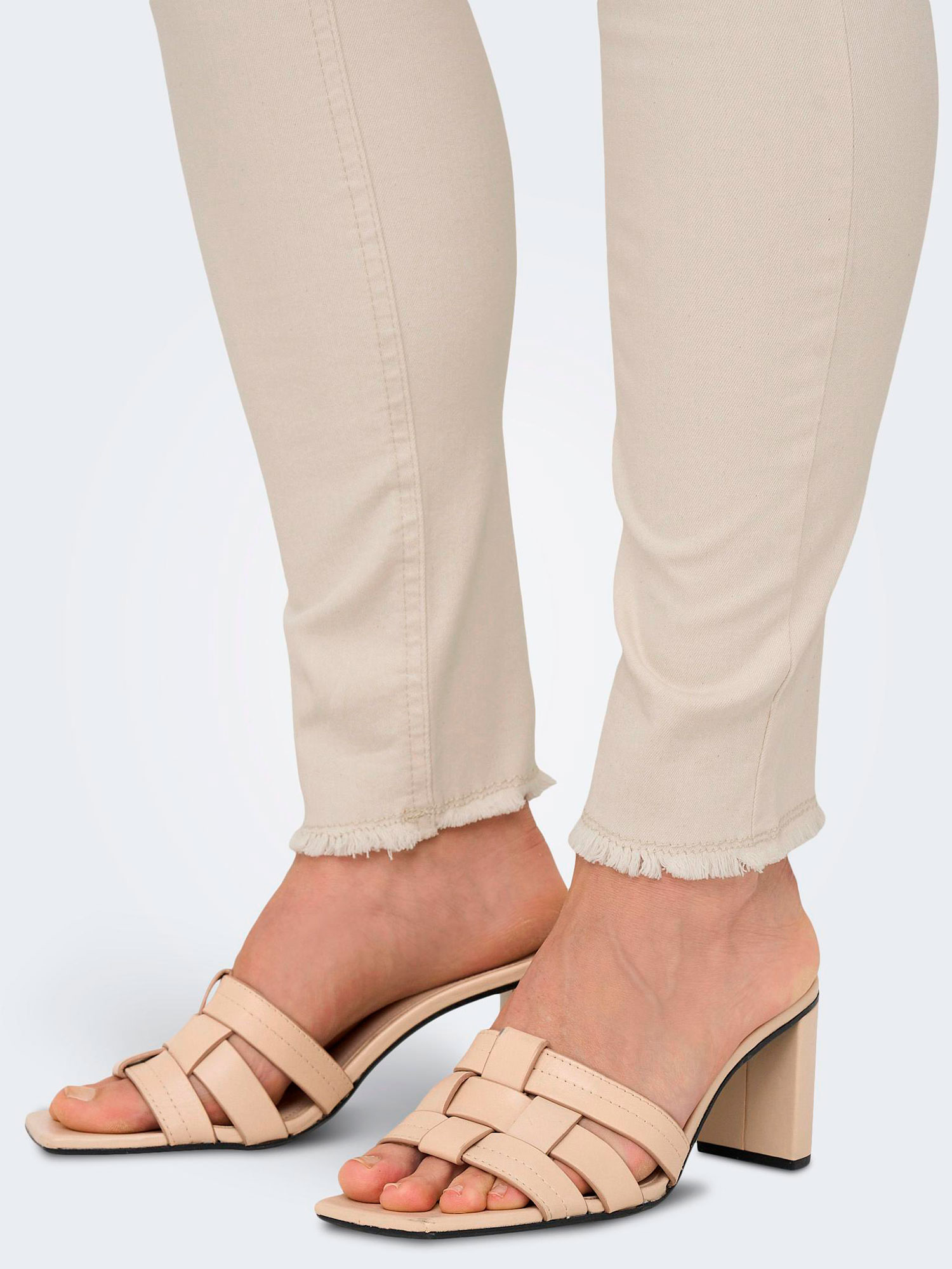 WILLY - Beige jeans med stretch fra Only Carmakoma