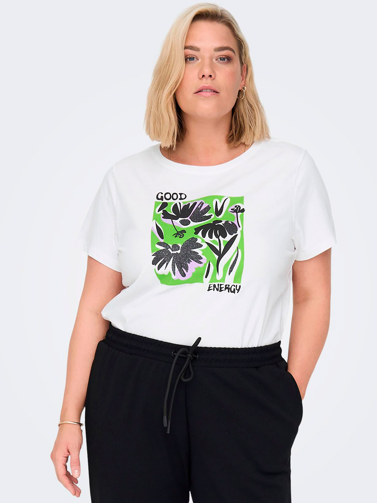COLOURFULL - Vit t-shirt i bomull med tryck fra Only Carmakoma