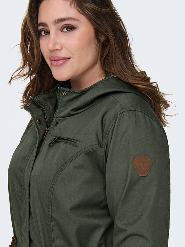 CARLORCA - Plus Size Jacka fra Only Carmakoma