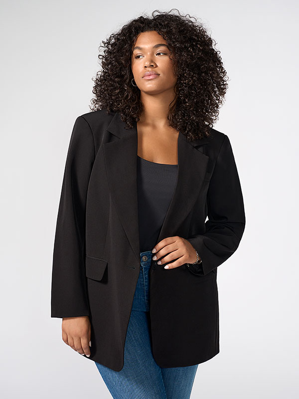 CARLANA-BERRY - Plus Size Kavaj fra Only Carmakoma