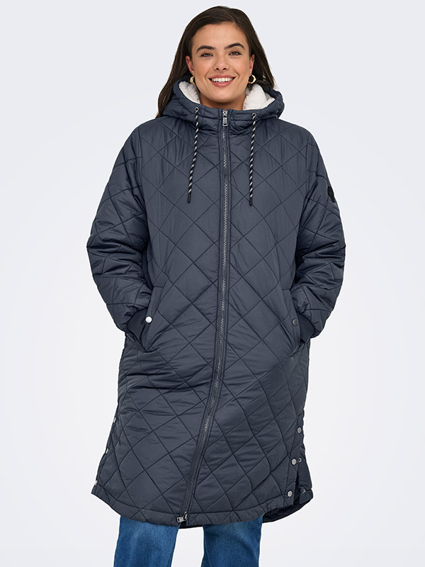 CARNEWSANDY - Plus Size Jacka fra Only Carmakoma