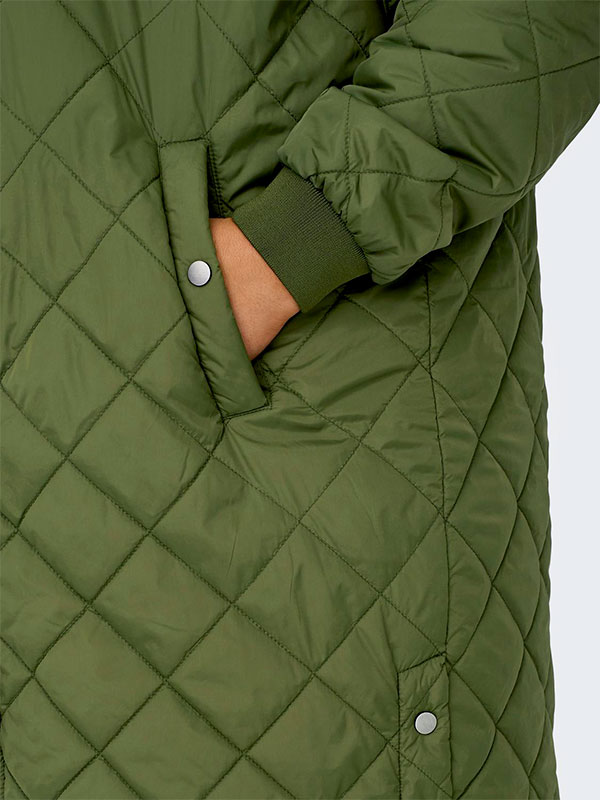 CARNEWSANDY - Plus Size Jacka fra Only Carmakoma