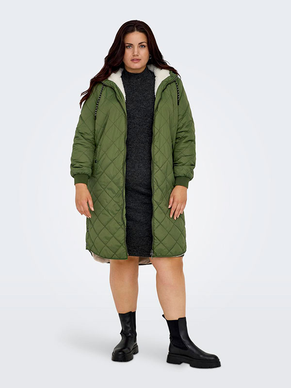 CARNEWSANDY - Plus Size Jacka fra Only Carmakoma