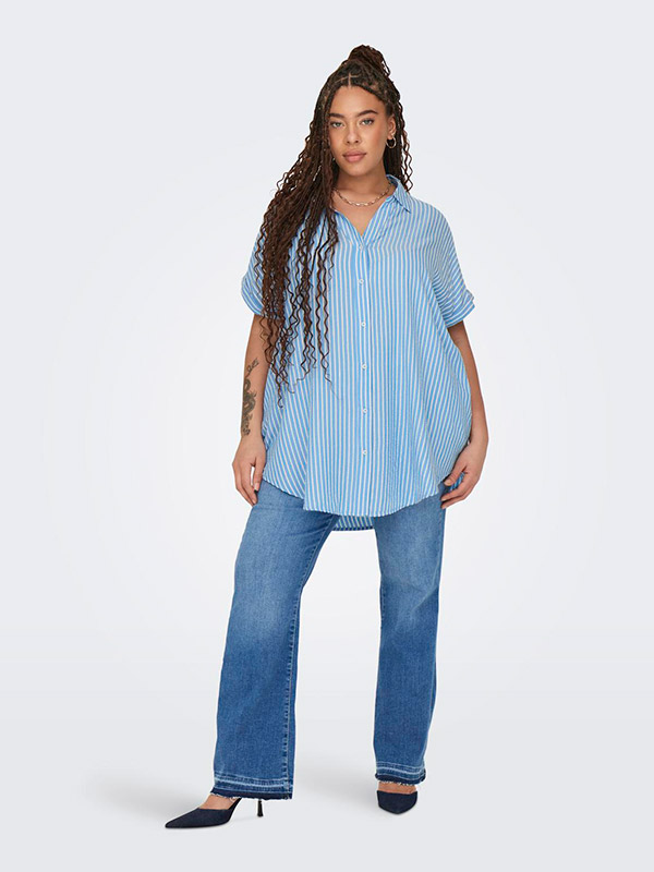 CARPENNA - Plus Size Skjorta fra Only Carmakoma