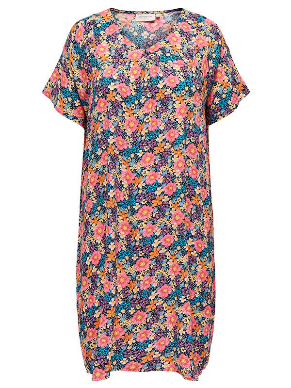 KATJA - Marinblå viskosklänning med blommönster fra Only Carmakoma