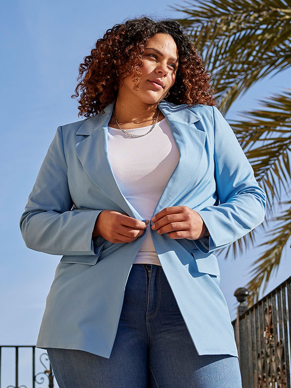 CARNEWTHEA - Plus Size Kavaj fra Only Carmakoma