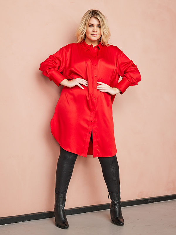 CARDARLENE - Plus Size Klänning fra Only Carmakoma