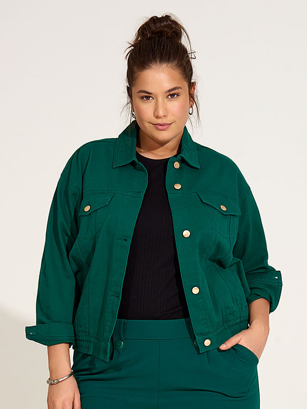 CARDREW - Plus Size Jacka fra Only Carmakoma