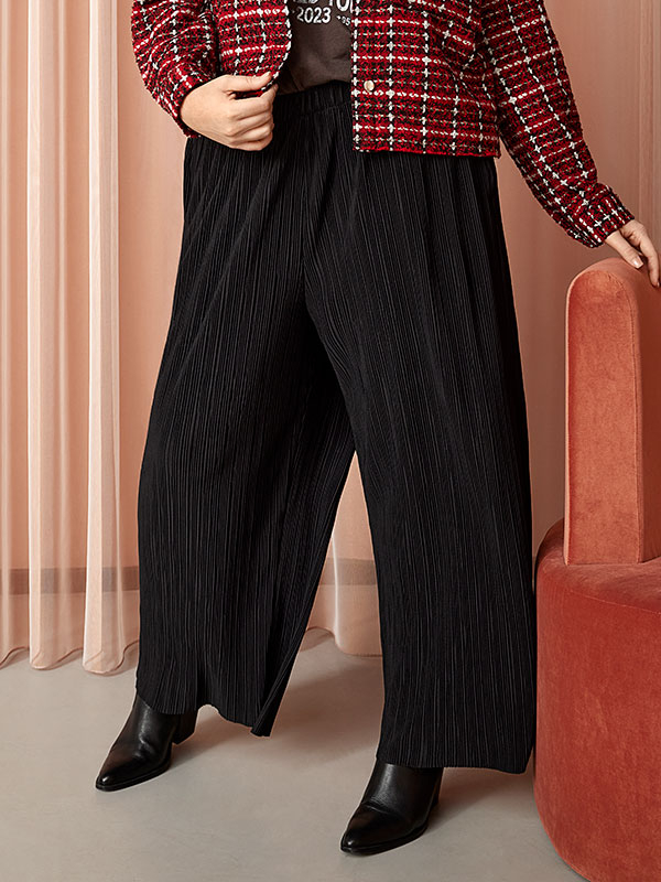 CARRIMMA - Plus Size Byxor fra Only Carmakoma