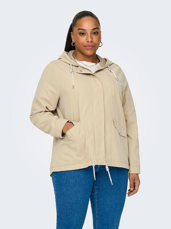CARSKYLAR - Plus Size Jacka fra Only Carmakoma