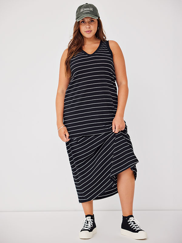 CARMAY - Plus Size Klänning fra Only Carmakoma