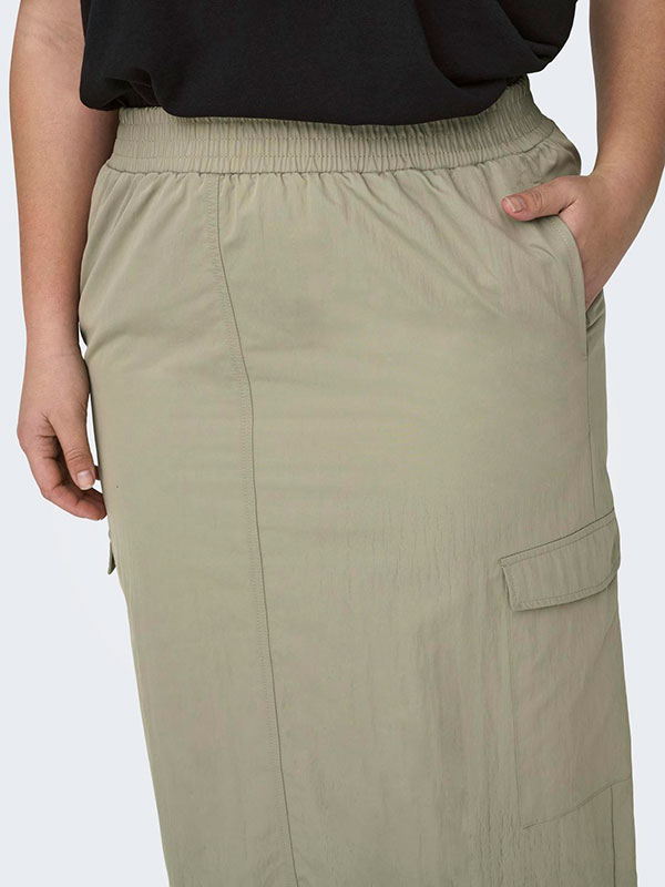 CARNICOLA - Plus Size Kjol fra Only Carmakoma
