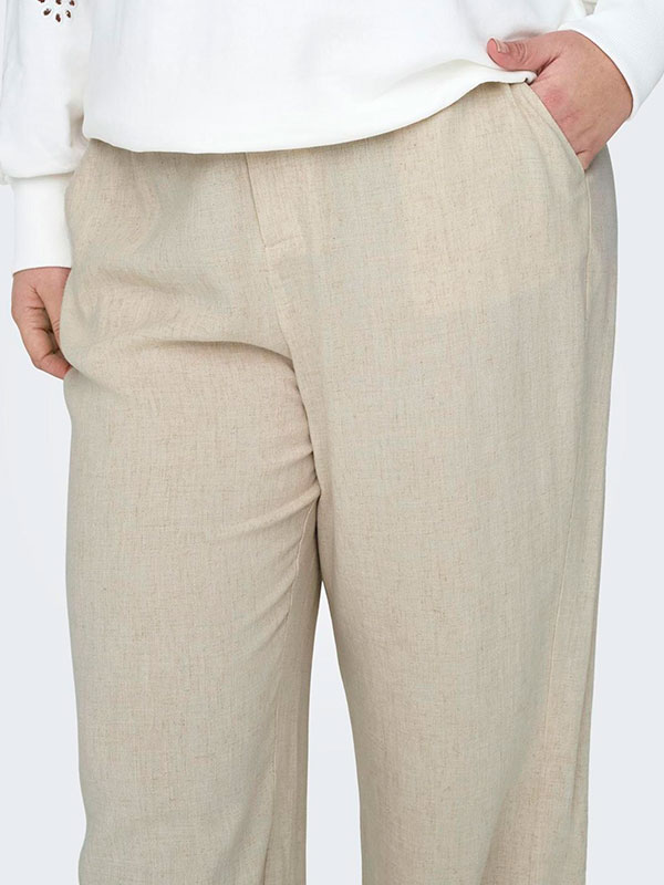 CARAGNES - Plus Size Byxor fra Only Carmakoma