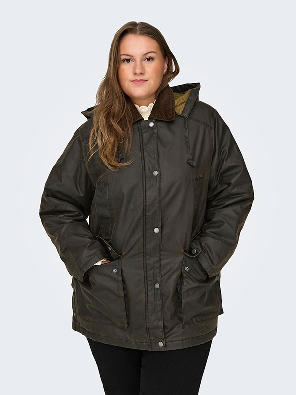 CARMOUNTAIN - Plus Size Jacka fra Only Carmakoma