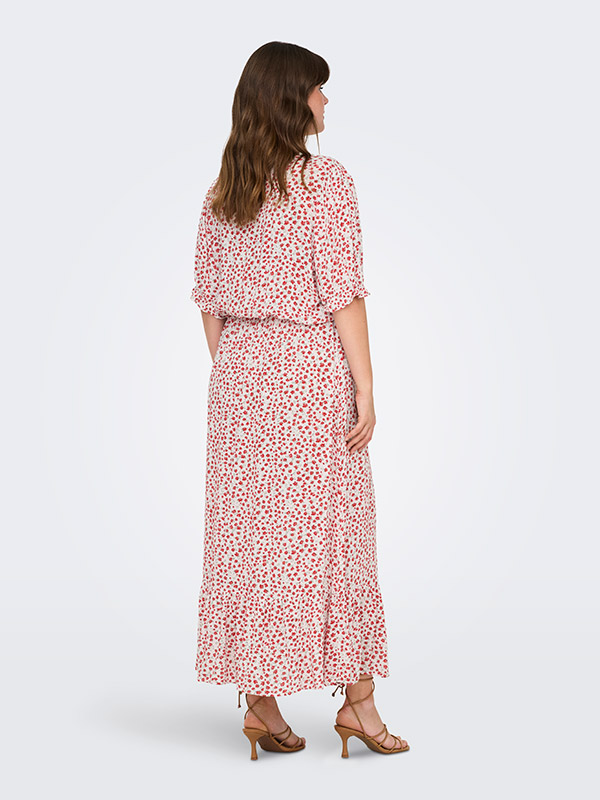 CARCHIANTI - Plus Size Klänning fra Only Carmakoma