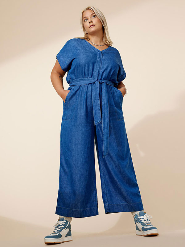 CARYUKA - Plus Size Byxdress fra Only Carmakoma