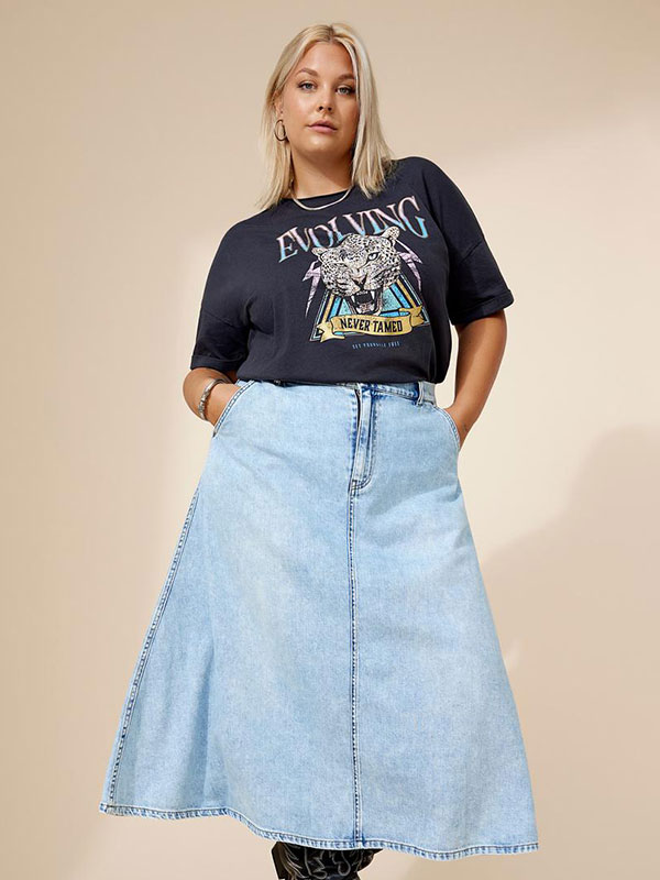 CARMINDY - Plus Size Kjol fra Only Carmakoma