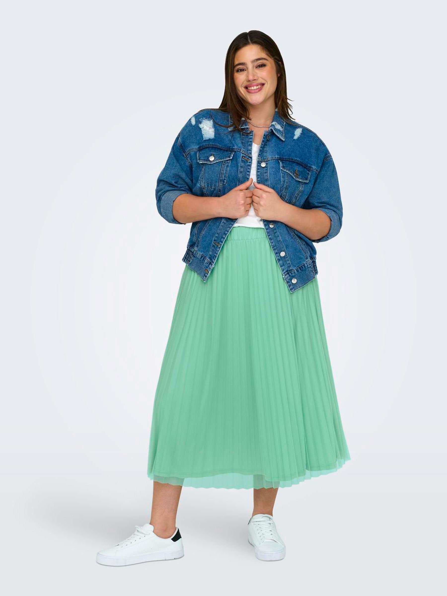 CARSKY - Plus Size Kjol fra Only Carmakoma