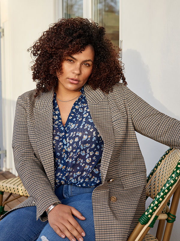 CARLETTIE - Plus Size Kavaj fra Only Carmakoma