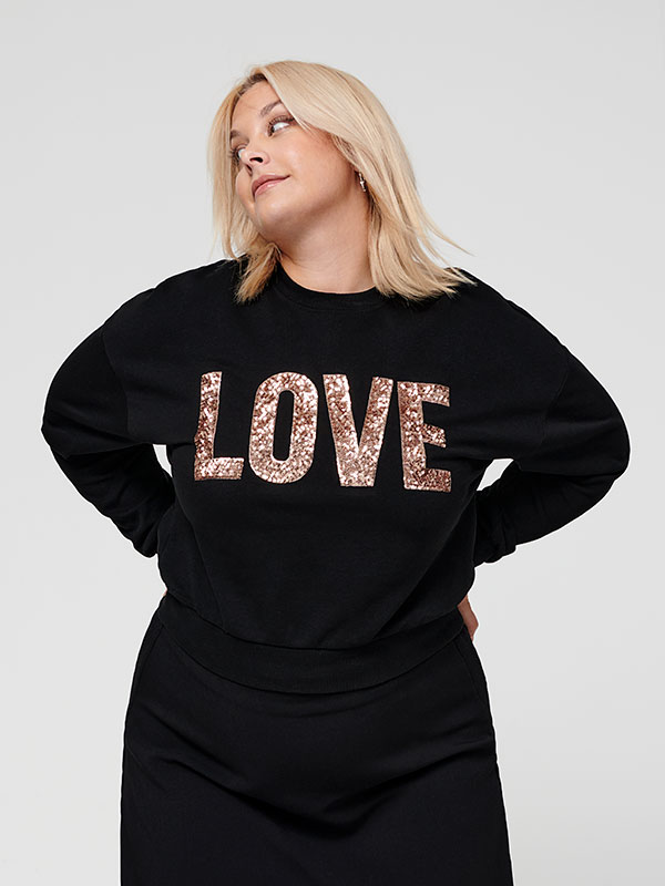 CARKATYA - Plus Size Blus fra Only Carmakoma