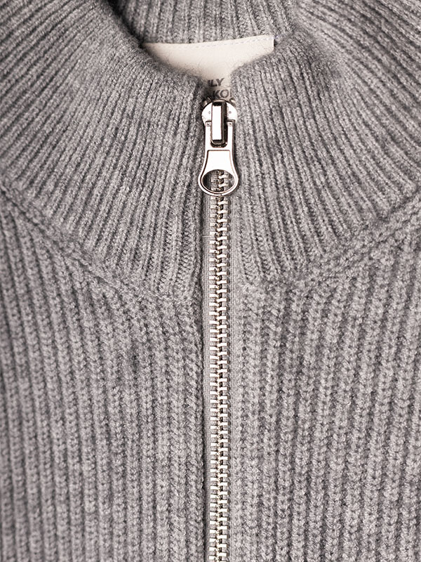 CARALVA - Plus Size Tröja fra Only Carmakoma