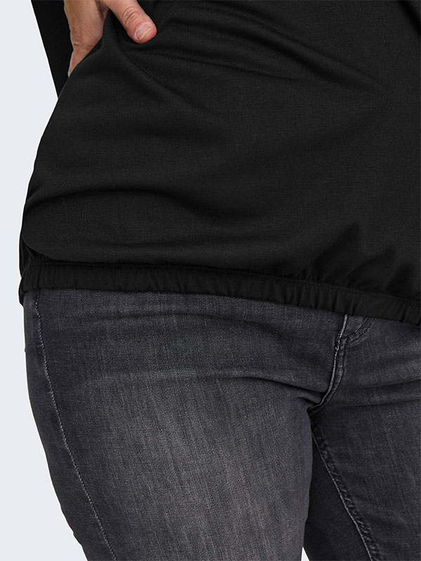 CARCARLINNE - Plus Size Blus fra Only Carmakoma