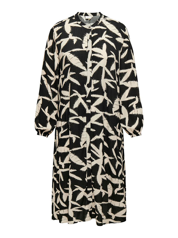 CARMERIELLE - Plus Size Klänning fra Only Carmakoma