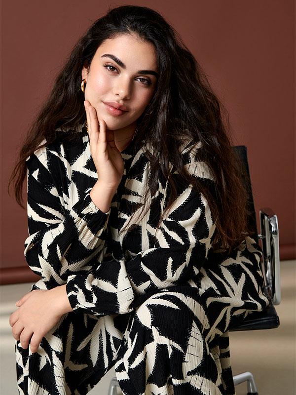 CARMERIELLE - Plus Size Klänning fra Only Carmakoma