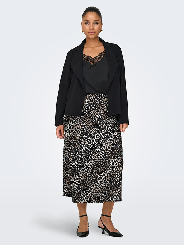 CARDOMINA - Plus Size Kjol fra Only Carmakoma