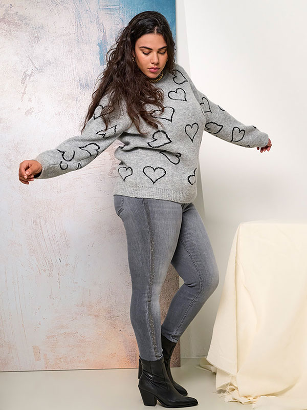 CARHAPPIE - Plus Size Tröja fra Only Carmakoma