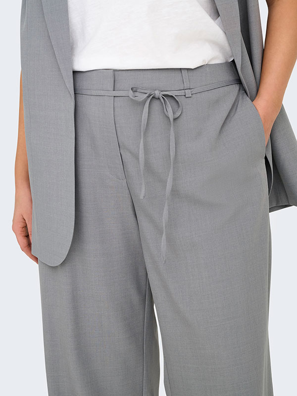 CARMARINE - Plus Size Byxor fra Only Carmakoma