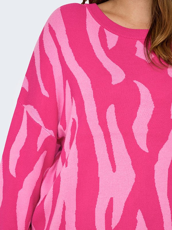 CARMONTANA - Plus Size Tröja fra Only Carmakoma